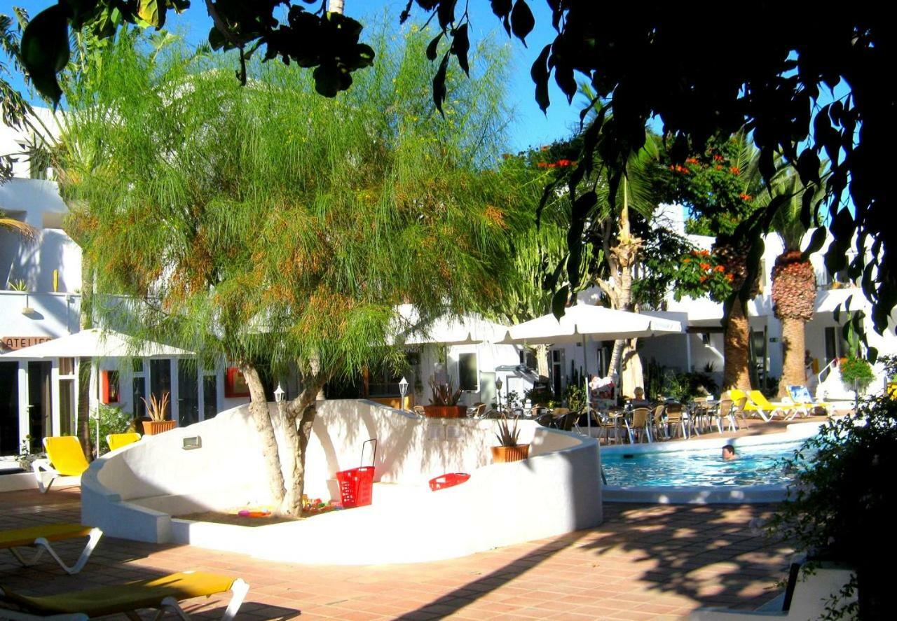 Apartamentos Tamarindos Puerto del Carmen  Bagian luar foto
